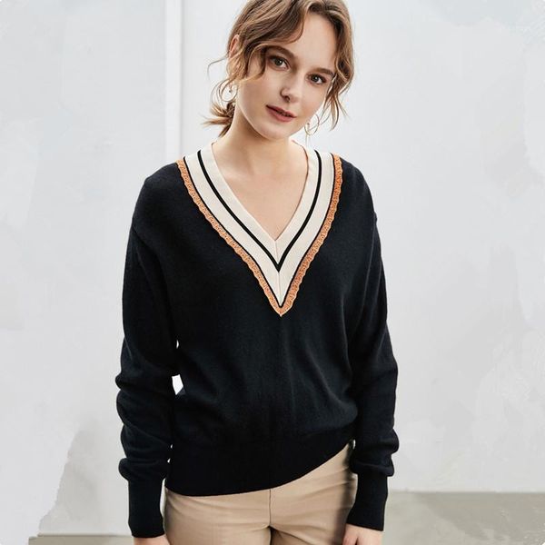 2020 new women's knitted sweater preppy style long sleeve striped chain print v neck knitwear pullover autumn winter clothes1, White;black
2020 new women's knitted sweater preppy style long sleeve striped chain print v neck knitwear pullover autumn winter clothes1, White;black