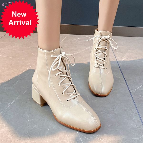 2021 the new casual square style toe ankle fashion black ribbon medium apricot with thick heel motorcycle boots women's size shoes poct
2021 the new casual square style toe ankle fashion black ribbon medium apricot with thick heel motorcycle boots women's size shoes poct