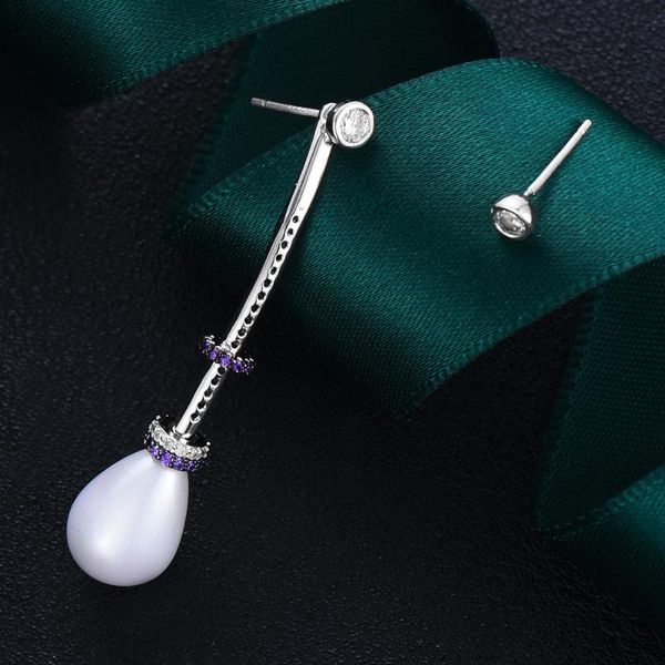 GODKI Elegant Red Carpet Simulated Pearl Earrings For Women Wedding Cubic Zircon Dubai Bridal Earring boucle d'oreille 2021, Silver
GODKI Elegant Red Carpet Simulated Pearl Earrings For Women Wedding Cubic Zircon Dubai Bridal Earring boucle d'oreille 2021, Silver