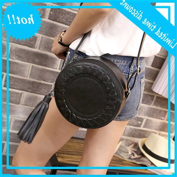 casual shoulder female adjustable float small round task lady multilateral funny bag bolsa feminina 2020
casual shoulder female adjustable float small round task lady multilateral funny bag bolsa feminina 2020