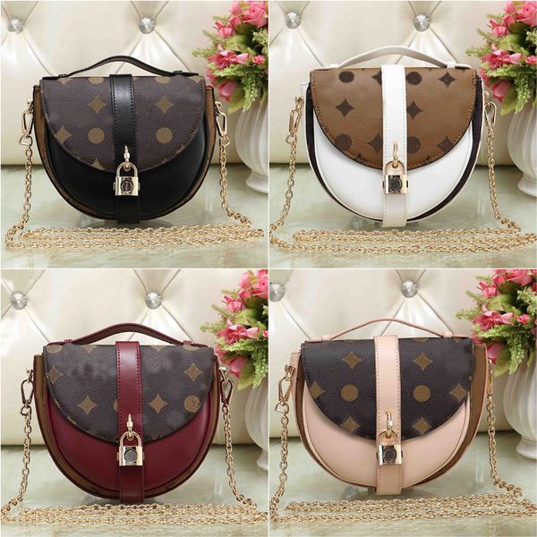 2021 saddle handbag insert buckle genuine leather bag shoulder messenger bag flap crossbody bag strap shoulder handbag
2021 saddle handbag insert buckle genuine leather bag shoulder messenger bag flap crossbody bag strap shoulder handbag