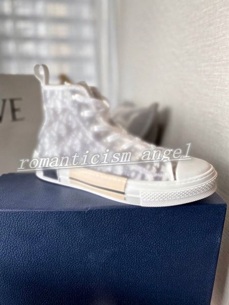 2021 name marca christian man casual shoes flat west beautiful fashion wrinkled leather lace-up high male trainer luxe shoes 35-45, Black
2021 name marca christian man casual shoes flat west beautiful fashion wrinkled leather lace-up high male trainer luxe shoes 35-45, Black
