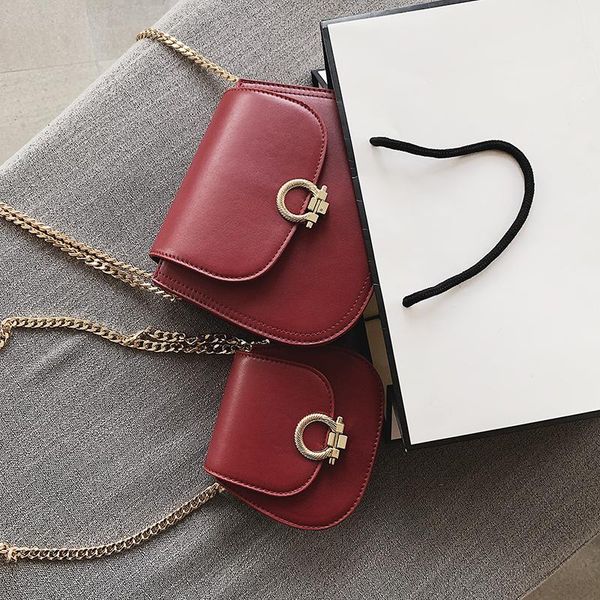 one shoulder korean version mini-chain saddle bag fashionable inclined solid female saddle versatile handbag
one shoulder korean version mini-chain saddle bag fashionable inclined solid female saddle versatile handbag