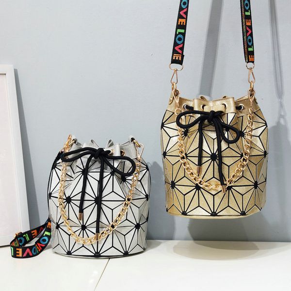 cute young girl pu bucket bag laser diamond purse geometric handbags plaid chain one shoulder crossbody drawstring bags, Black
cute young girl pu bucket bag laser diamond purse geometric handbags plaid chain one shoulder crossbody drawstring bags, Black