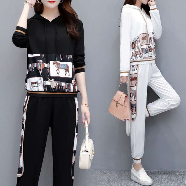 women's autumn size new fat large sister hooded casual sports suit, Gray
women's autumn size new fat large sister hooded casual sports suit, Gray