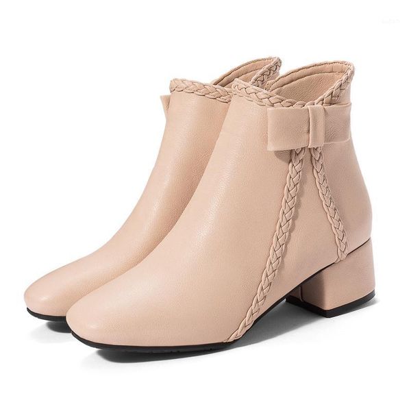 boots 2021 autumn winter fashion ankle women square high heels slip on head flock leather ladies warm boots1, Black
boots 2021 autumn winter fashion ankle women square high heels slip on head flock leather ladies warm boots1, Black