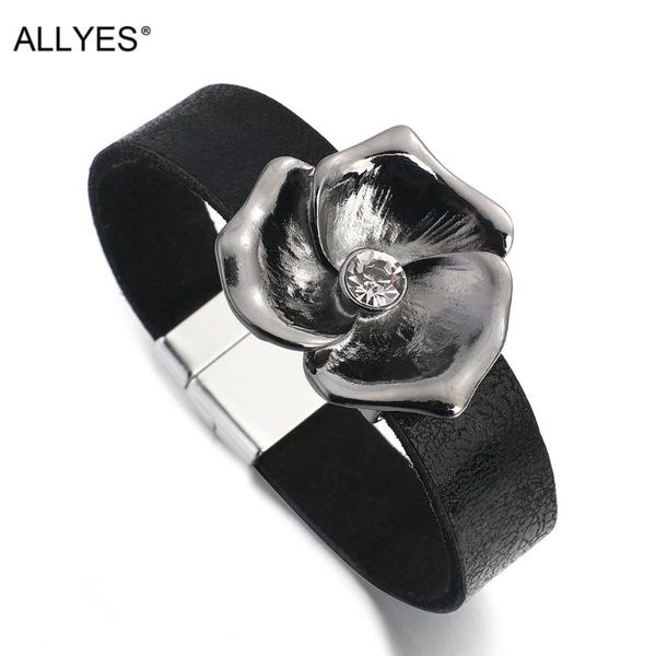 tennis allyes gun black 3 petals flower charm leather bracelet for women shiny crystal bangles party jewelry valentine's day gifts, Golden;silver
tennis allyes gun black 3 petals flower charm leather bracelet for women shiny crystal bangles party jewelry valentine's day gifts, Golden;silver