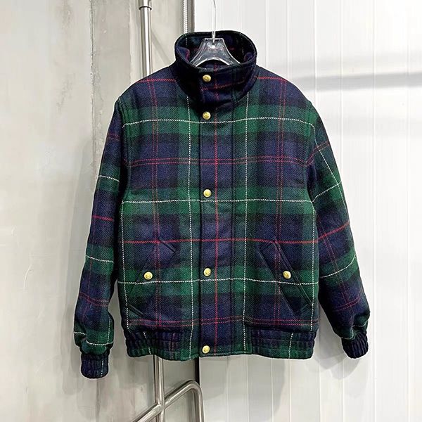 2022 women's loose plaid jacket spring long sleeve golden button coats casual vintage lady uniform green luxury paris, Black;brown
2022 women's loose plaid jacket spring long sleeve golden button coats casual vintage lady uniform green luxury paris, Black;brown