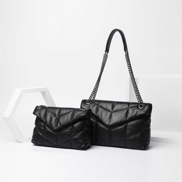 luxury designer handbags purses women diamond wave handbag soft leather large v plaid chain messenger crossbody bags flaps chain clutch bag
luxury designer handbags purses women diamond wave handbag soft leather large v plaid chain messenger crossbody bags flaps chain clutch bag