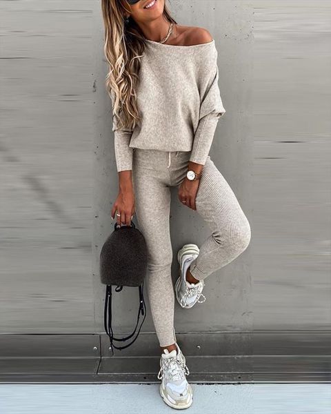 2021 women fashion casual two piece set suits set female autumn clothes long sleeve knitted amp; drawstring pants, Gray
2021 women fashion casual two piece set suits set female autumn clothes long sleeve knitted amp; drawstring pants, Gray