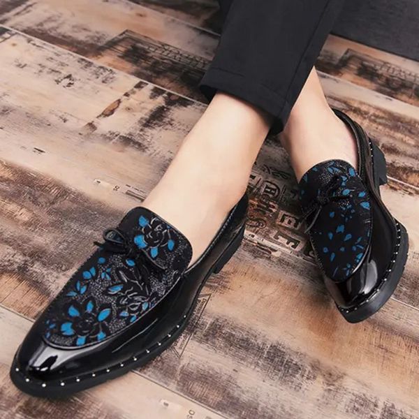 2022 new sequined loafer shallow spring autumn print men shoes pointed toe pu leather classic casual outdoors fashion dress comfortable dh71, Black
2022 new sequined loafer shallow spring autumn print men shoes pointed toe pu leather classic casual outdoors fashion dress comfortable dh71, Black