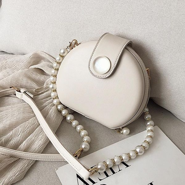 2020 ladies luxury designer fashion female bag faux leather bag pearl chain clutch one shoulder messenger
2020 ladies luxury designer fashion female bag faux leather bag pearl chain clutch one shoulder messenger