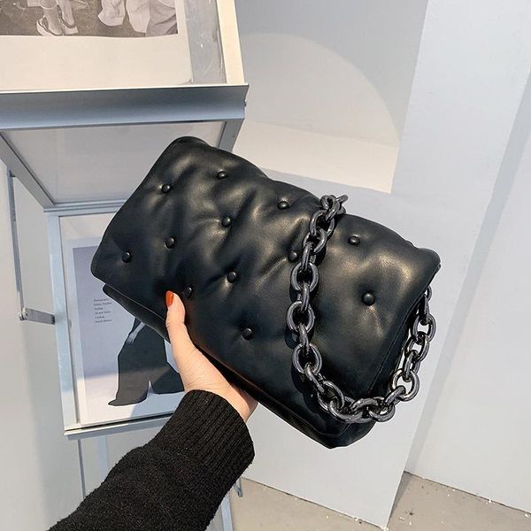2020 denim quality women's shoulder bags thick metal chain shoulder purses and handbag women clutch bags ladies hobo bag
2020 denim quality women's shoulder bags thick metal chain shoulder purses and handbag women clutch bags ladies hobo bag