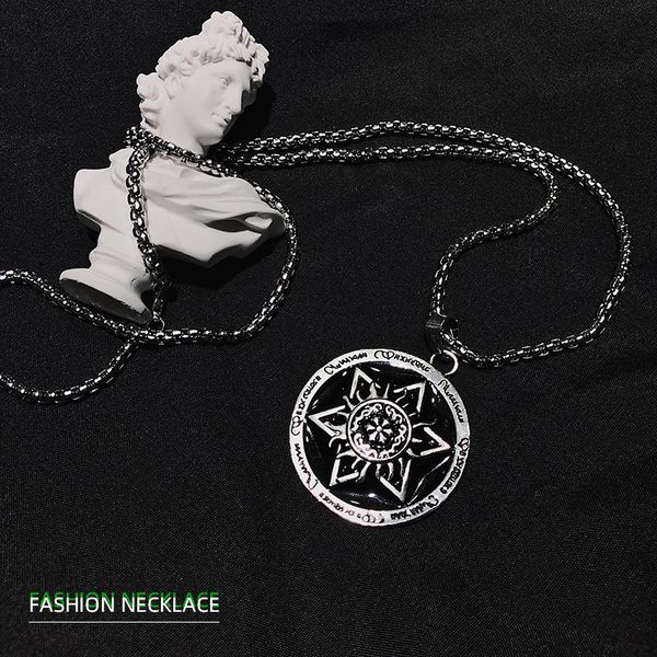 2020 new necklaces hip hop fashion street pendant hiphop personality men and women, Silver
2020 new necklaces hip hop fashion street pendant hiphop personality men and women, Silver
