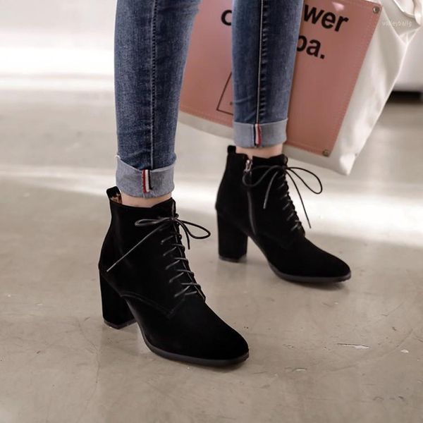 big size the fashion of fastener short shoe boots with square head and high heel in europe and america1, Black
big size the fashion of fastener short shoe boots with square head and high heel in europe and america1, Black