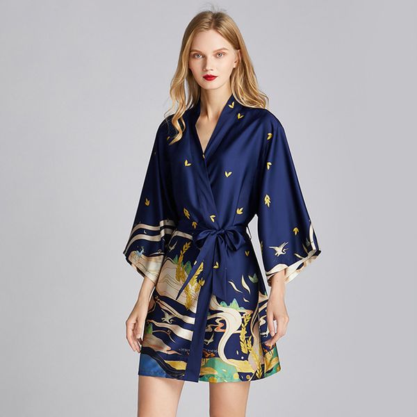 2021 new plus size summer short kimono for women printing female silk sleepwear long sleeve v neck with sashes homewear 6shg, Black;red
2021 new plus size summer short kimono for women printing female silk sleepwear long sleeve v neck with sashes homewear 6shg, Black;red