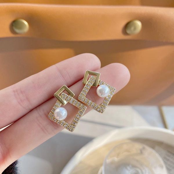 korea selling fashion jewelry exquisite zircon 14k real gold earrings simple square women's wedding earrings, Silver
korea selling fashion jewelry exquisite zircon 14k real gold earrings simple square women's wedding earrings, Silver