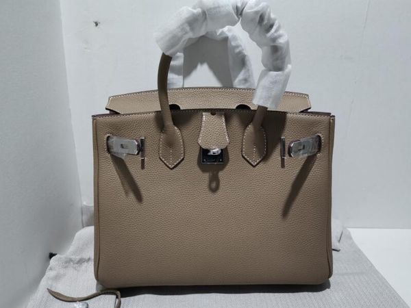 realfine888 5a perkin totes 25-30-35cm taurillon grainy leather classic bags,double handles,with dust bag,ship
realfine888 5a perkin totes 25-30-35cm taurillon grainy leather classic bags,double handles,with dust bag,ship