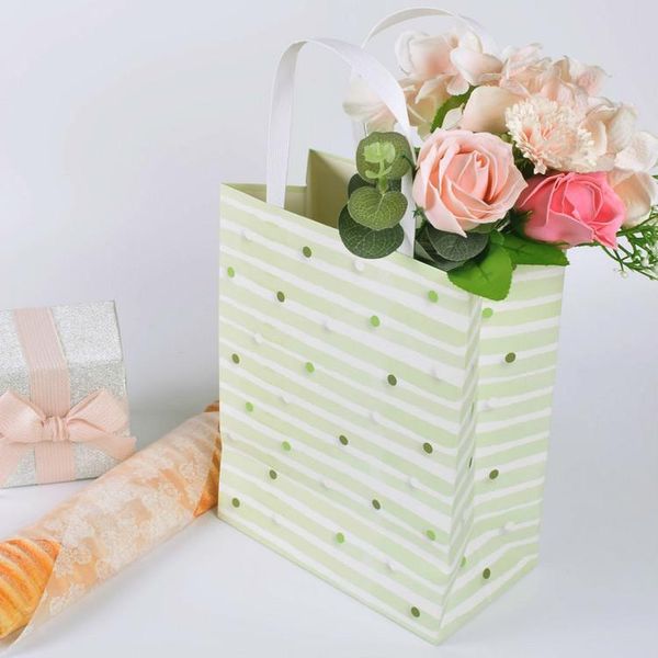 100 pcs wedding paper bags with handles paper gift bags birthday party favors small bag present jewelry candy cookie bag
100 pcs wedding paper bags with handles paper gift bags birthday party favors small bag present jewelry candy cookie bag
