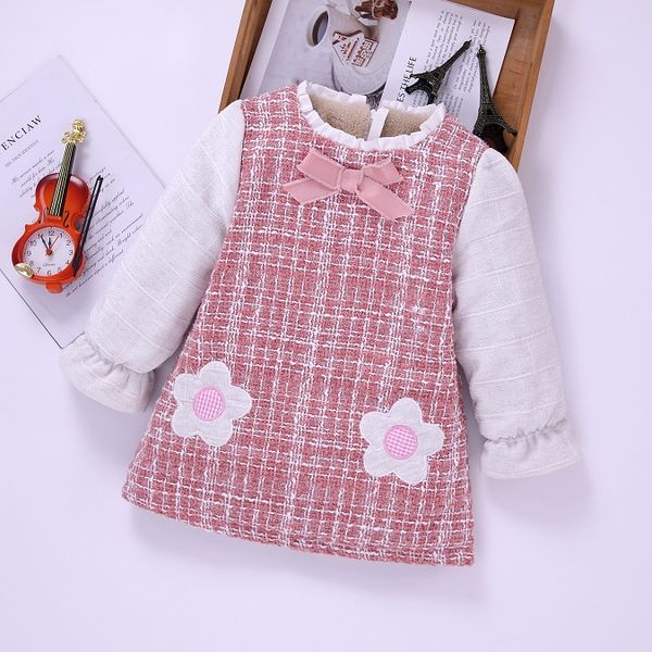 2020 autumn winter children's dress thickened and contracted in the little children's princess skirt in the little children's, Red;yellow
2020 autumn winter children's dress thickened and contracted in the little children's princess skirt in the little children's, Red;yellow