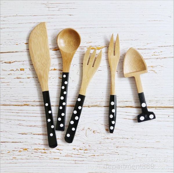 dot tablewares black white bamboo knife cake dessert hand-made spoon fork home kitchen canteen tableware accessories owf553
dot tablewares black white bamboo knife cake dessert hand-made spoon fork home kitchen canteen tableware accessories owf553