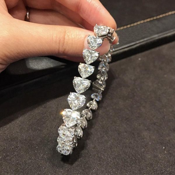 simple heart zircon bracelet elegant water drop rhinestone chain women wrist chain bridal wedding jewelry valentine's day gifts, Golden;silver
simple heart zircon bracelet elegant water drop rhinestone chain women wrist chain bridal wedding jewelry valentine's day gifts, Golden;silver