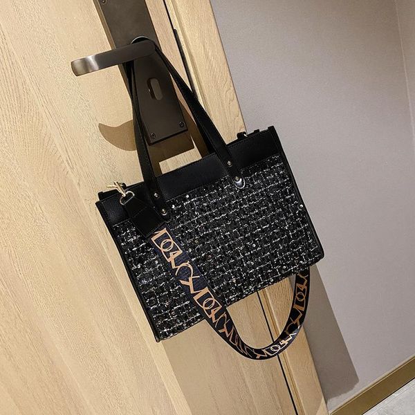 shoulder large capacity shopper female handbags women woolen weaving tote bag fashion cloth reusable shopping bag casual lady
shoulder large capacity shopper female handbags women woolen weaving tote bag fashion cloth reusable shopping bag casual lady