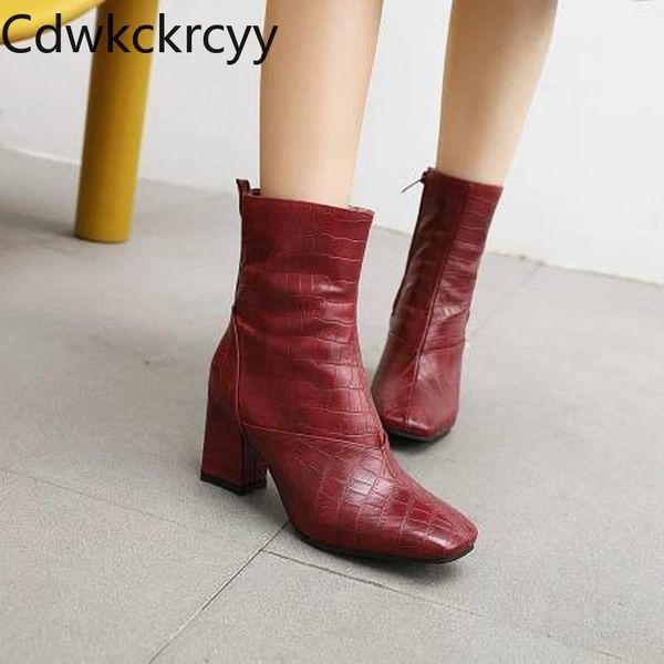 winter the new fashion square head side zipper martin boots black white red wine green banquet high heels women boots
winter the new fashion square head side zipper martin boots black white red wine green banquet high heels women boots