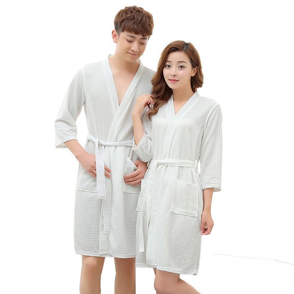 2021 new women's spring summer nightgowns kimono bathrobe female pockets solid sleepwear sashes three sleeve waffle robes 7x5u, Black;red
2021 new women's spring summer nightgowns kimono bathrobe female pockets solid sleepwear sashes three sleeve waffle robes 7x5u, Black;red