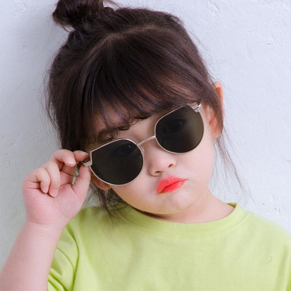 irregular kids metal sunglasses for girls vintage cute baby glasses uv400 children infant oculos gafas de sol mujer 2020, White;black
irregular kids metal sunglasses for girls vintage cute baby glasses uv400 children infant oculos gafas de sol mujer 2020, White;black