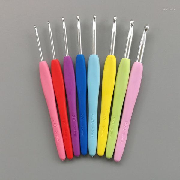 8pcs yarn sewing tools sewing needles aluminium tpr handle knit weave craft portable knitting needle crochet hooks1, Black
8pcs yarn sewing tools sewing needles aluminium tpr handle knit weave craft portable knitting needle crochet hooks1, Black