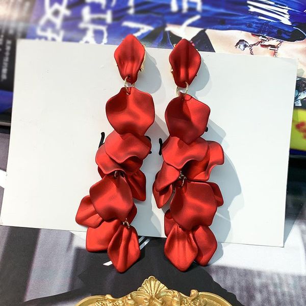 accessories earrings 1pair long women rose petals women tassel red earrings for pendant jewelry temperament alloy, Silver
accessories earrings 1pair long women rose petals women tassel red earrings for pendant jewelry temperament alloy, Silver