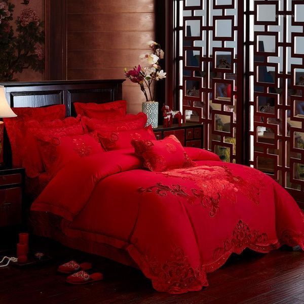 4/6/9pcs 100% cotton chinese wedding luxury bedding set embroidery bed set king bed linens duvet cover spread1
4/6/9pcs 100% cotton chinese wedding luxury bedding set embroidery bed set king bed linens duvet cover spread1