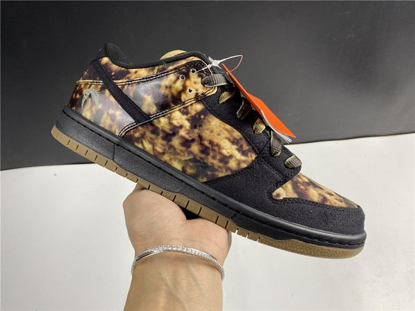 2020 low yellow black sb dunk shoes men fashion comfortable outdoor man trainer sneakers 536356-002 x009
2020 low yellow black sb dunk shoes men fashion comfortable outdoor man trainer sneakers 536356-002 x009