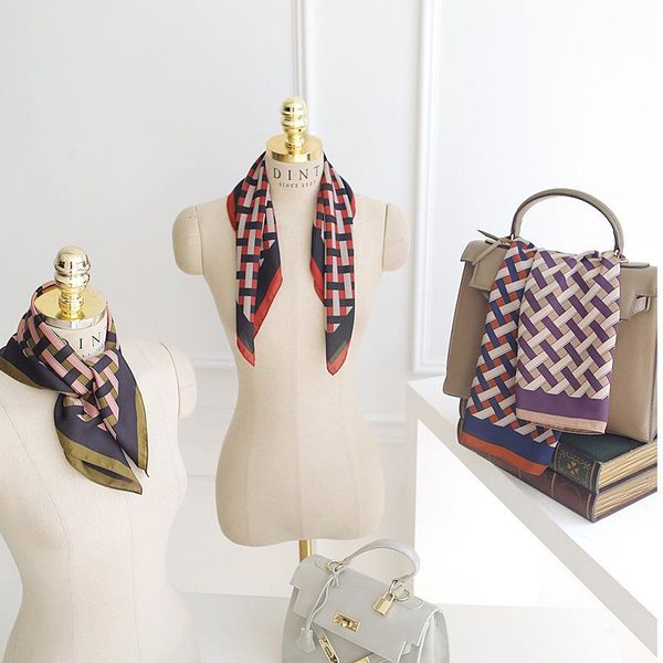 scarves 2021 spring autumn satin silk scarf women fashion korean chic wind neckchiefs 70x70cm plaid square, Blue;gray
scarves 2021 spring autumn satin silk scarf women fashion korean chic wind neckchiefs 70x70cm plaid square, Blue;gray