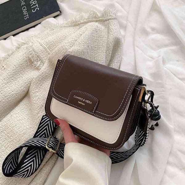 bags handbags messenger popular texture 2022 winter contrast color wide shoulder belt simple small square college style single, Black;red
bags handbags messenger popular texture 2022 winter contrast color wide shoulder belt simple small square college style single, Black;red