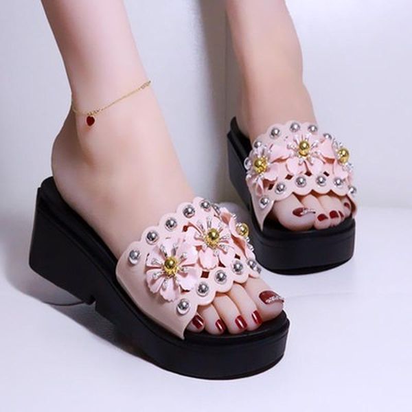 2020 summer new korean version of the hollow thick bottom roman flower slippers wear, Black
2020 summer new korean version of the hollow thick bottom roman flower slippers wear, Black