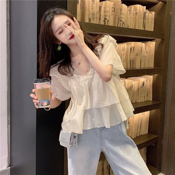 summer new v-neck lace women's ruffle short sleeve bottomed baby shirt net red chiffon temperament t-shirt
summer new v-neck lace women's ruffle short sleeve bottomed baby shirt net red chiffon temperament t-shirt