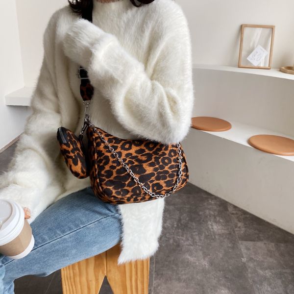 small design leopard women's spring 2020 new net red single shoulder large capacity crossbite chain bag c1114
small design leopard women's spring 2020 new net red single shoulder large capacity crossbite chain bag c1114