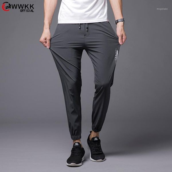 2020 new polyester men's casual pants spring summer winter men's sweatpants trousers high waist loose elastic sweatpants trouser1, Black
2020 new polyester men's casual pants spring summer winter men's sweatpants trousers high waist loose elastic sweatpants trouser1, Black