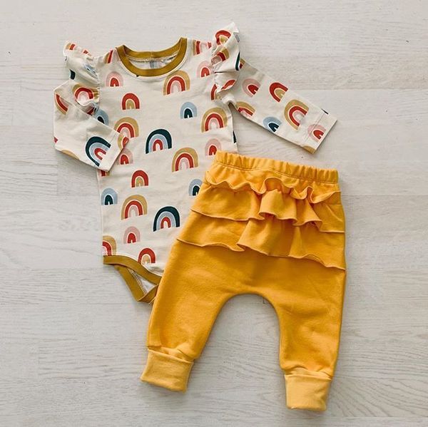 2pcs newborn baby girls ruffles clothes rainbow romper bodysuit long pants trousers kids baby boy clothing outfit set 1021, White
2pcs newborn baby girls ruffles clothes rainbow romper bodysuit long pants trousers kids baby boy clothing outfit set 1021, White