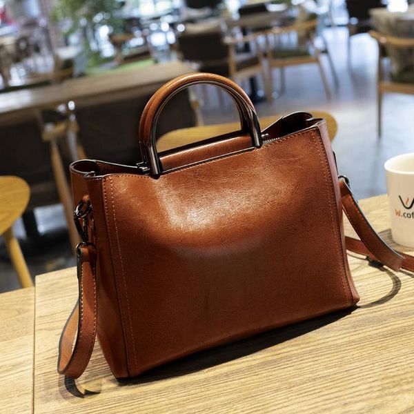 2020 new winter women's bag retro oil wax leather handbag ladies handbags fashion small bag shoulder bags
2020 new winter women's bag retro oil wax leather handbag ladies handbags fashion small bag shoulder bags