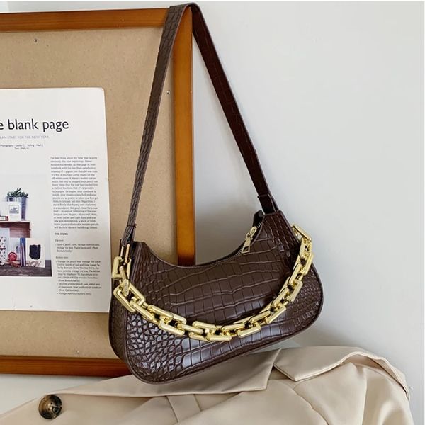 crocodile pattern trendy baguette bag new pu leather pearl shoulder bags for women 2021 luxury designer chain zipper handbags
crocodile pattern trendy baguette bag new pu leather pearl shoulder bags for women 2021 luxury designer chain zipper handbags