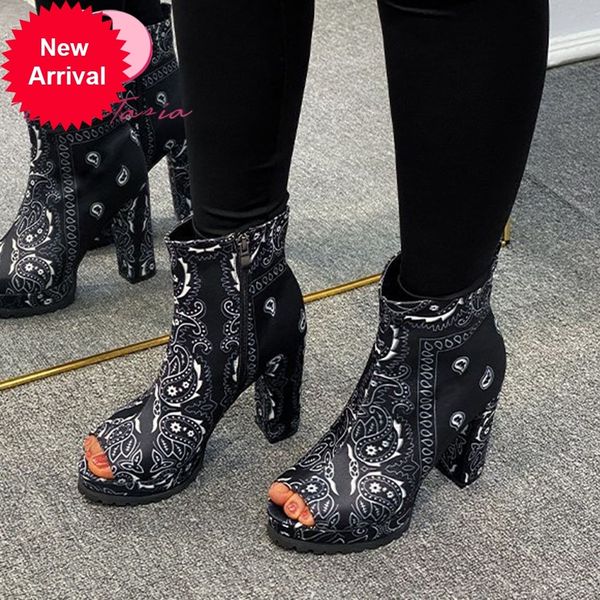 2021 the new new ladies print wholesale high heels mixed boots fashion women's shoes, Black
2021 the new new ladies print wholesale high heels mixed boots fashion women's shoes, Black