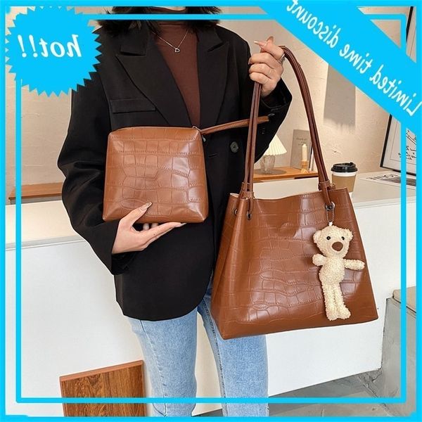2020 new high capacity fashion college students' schoolbag women's autumn and winter one shoulder messenger tote bag
2020 new high capacity fashion college students' schoolbag women's autumn and winter one shoulder messenger tote bag