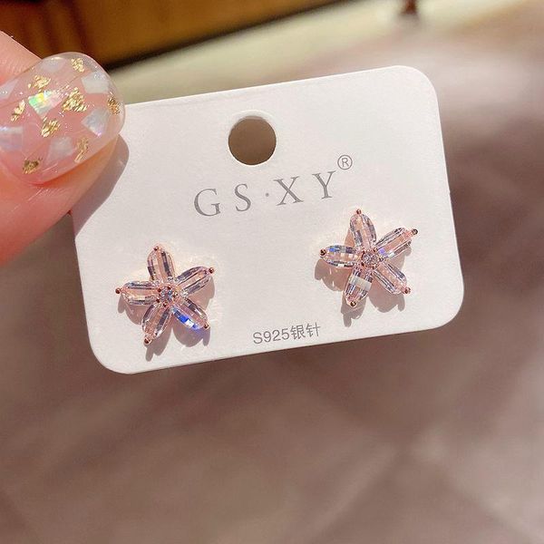 exquisite flower stud earrings rose gold color cz stone cubic zircon earrings fashion women jewelry, Golden;silver
exquisite flower stud earrings rose gold color cz stone cubic zircon earrings fashion women jewelry, Golden;silver
