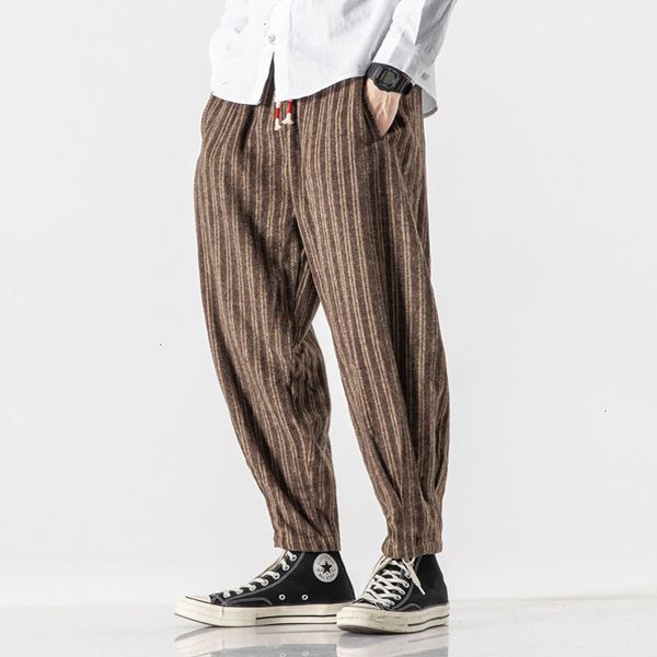 2021 new men's thicken warm woollen trousers chinese style stripes vintage streetwear casual oversize straight pants yei9, Black
2021 new men's thicken warm woollen trousers chinese style stripes vintage streetwear casual oversize straight pants yei9, Black