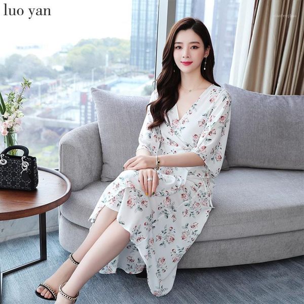 summer vintage print chiffon boho maxi sundress 2020 new plus size black beach midi dresses women bodycon party elegant vestidos1, Black;gray
summer vintage print chiffon boho maxi sundress 2020 new plus size black beach midi dresses women bodycon party elegant vestidos1, Black;gray