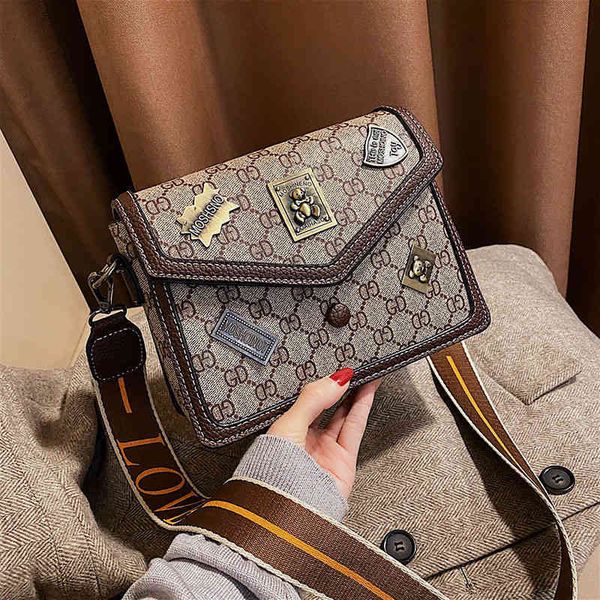 2022 factory wholesale bag women's crossbody versatile ins super korean version net red small square popular chain shoulder bag
2022 factory wholesale bag women's crossbody versatile ins super korean version net red small square popular chain shoulder bag