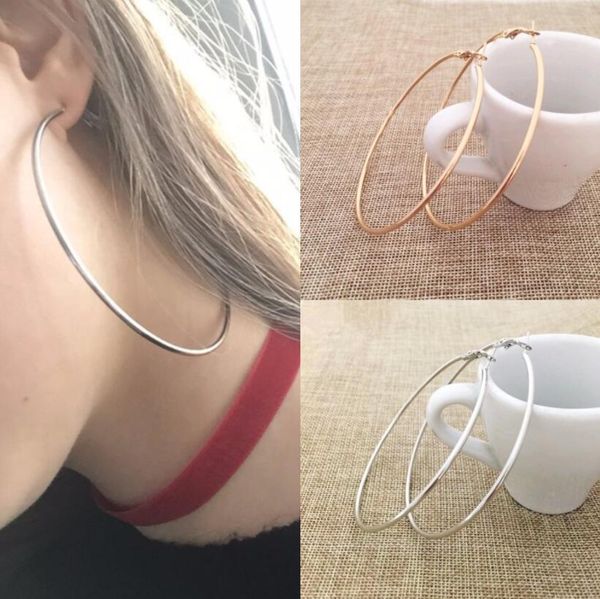 trendy large hoop earrings big smooth circle earrings basketball cheerleading celebrity brand exaggerated loop earrings for women jewelry, Golden;silver
trendy large hoop earrings big smooth circle earrings basketball cheerleading celebrity brand exaggerated loop earrings for women jewelry, Golden;silver